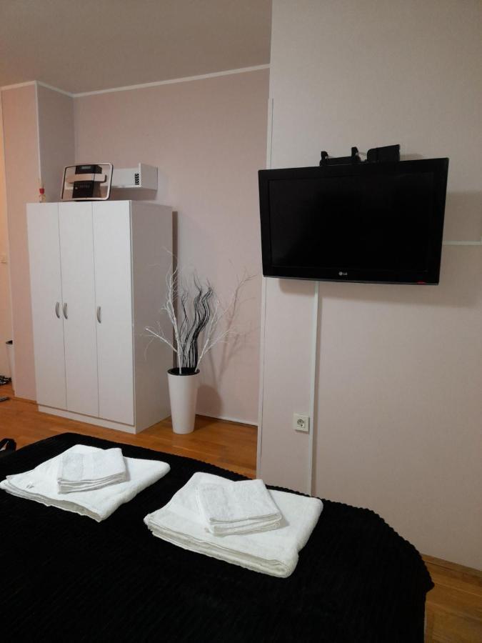 Apartman Aurora Novi Sad Exterior foto